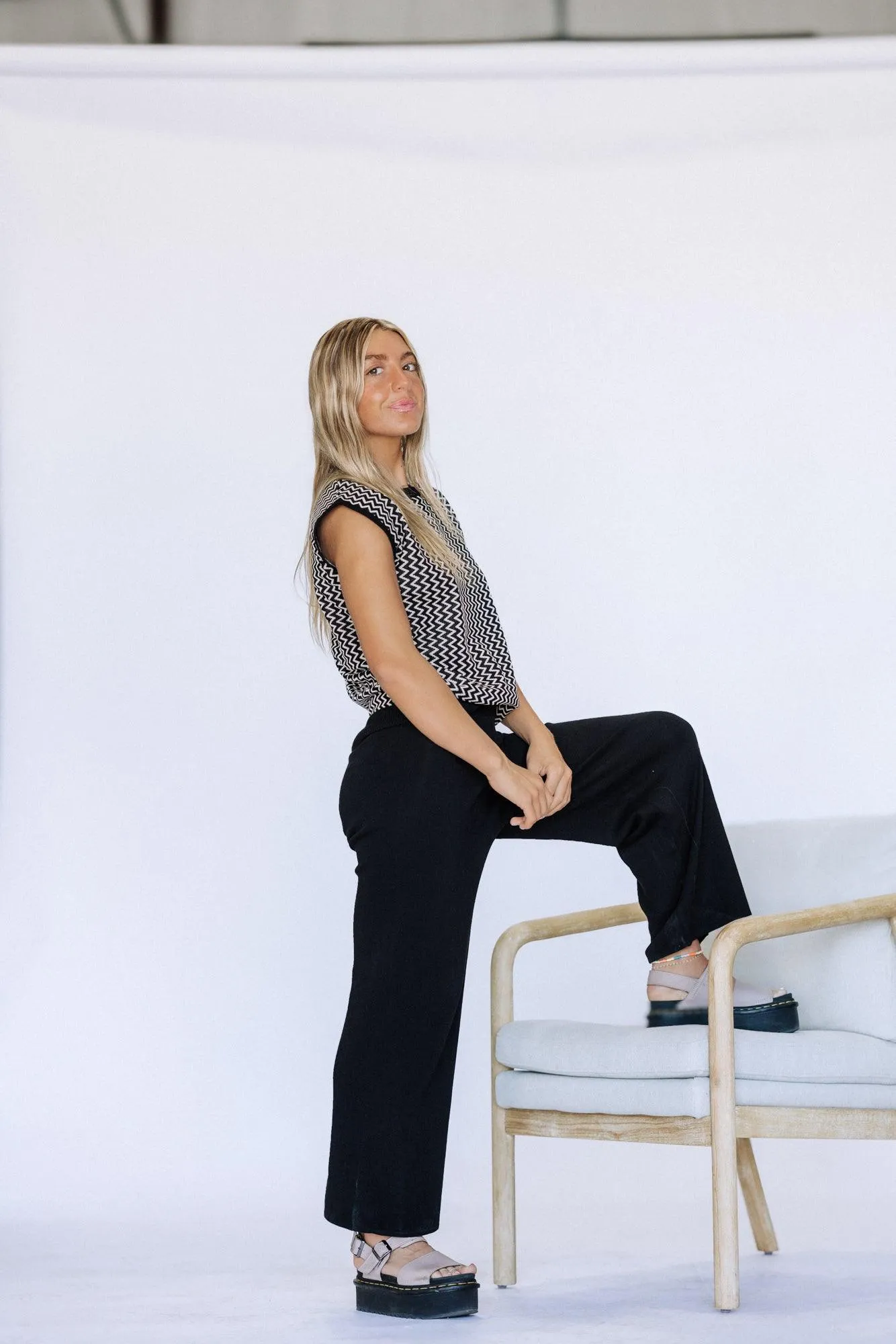 Allie Cap Sleeve & Sweat Set in Black