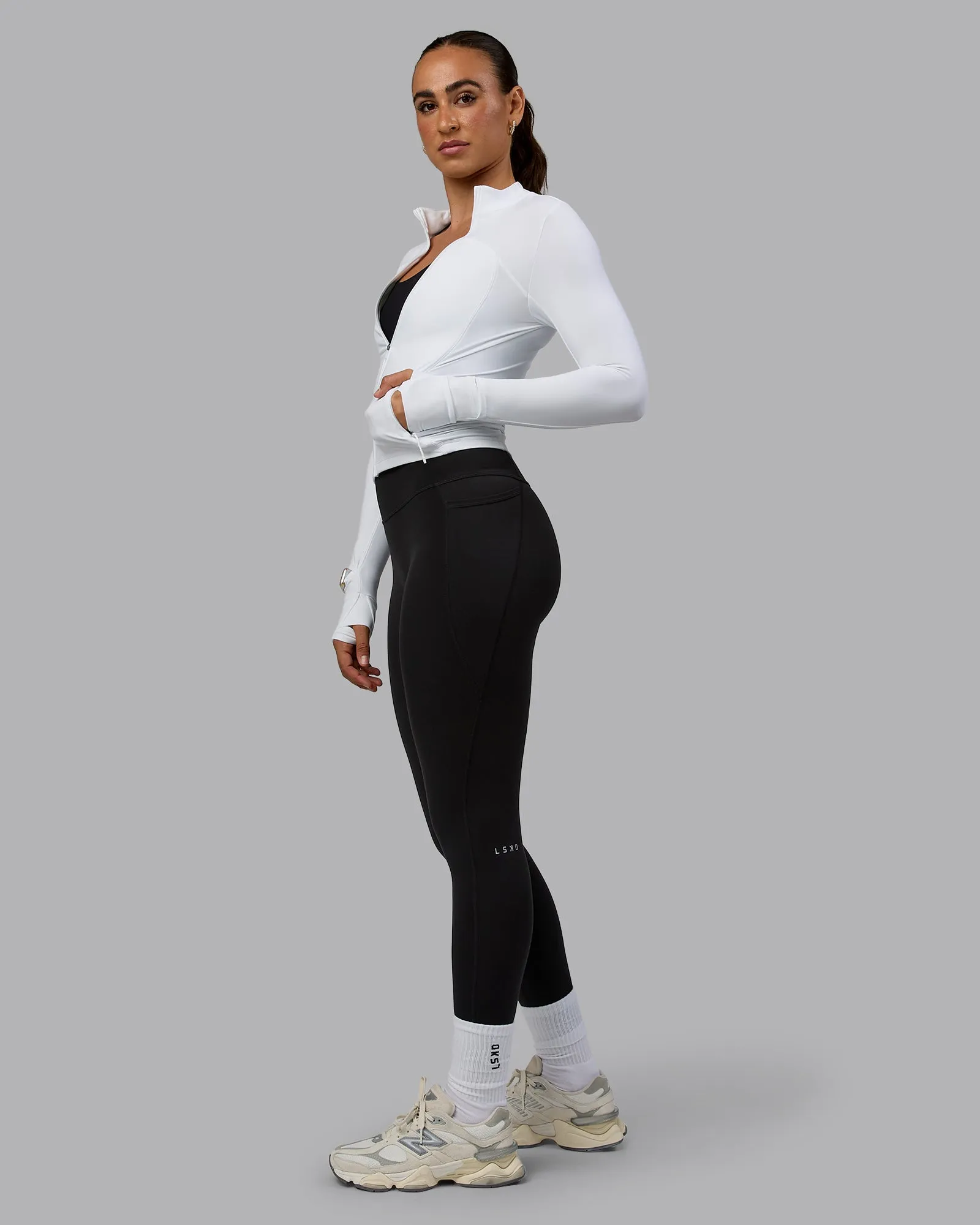 Aspire Jacket - White