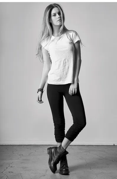 Bobi 3/4 Ruched Legging | White