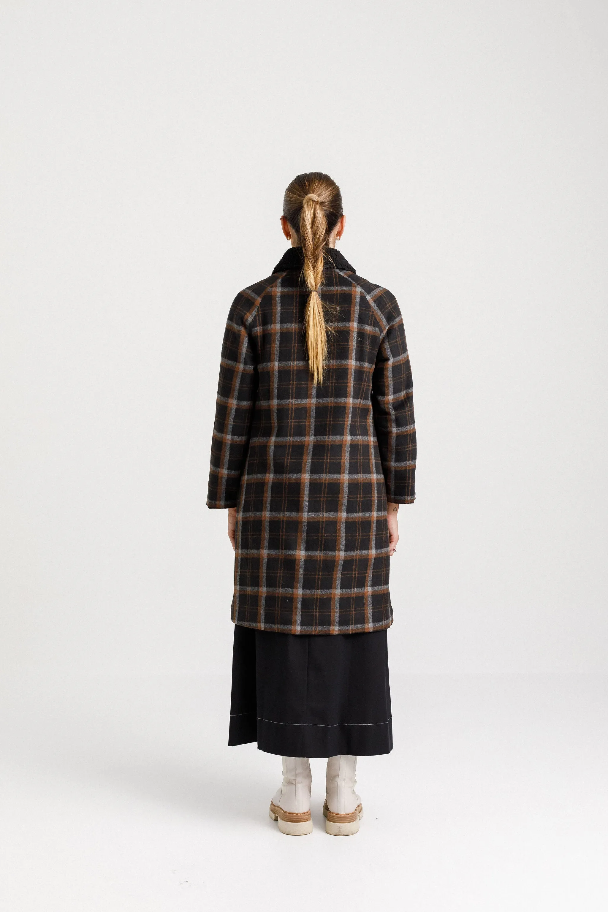 HEARTFELT COAT - CAVE