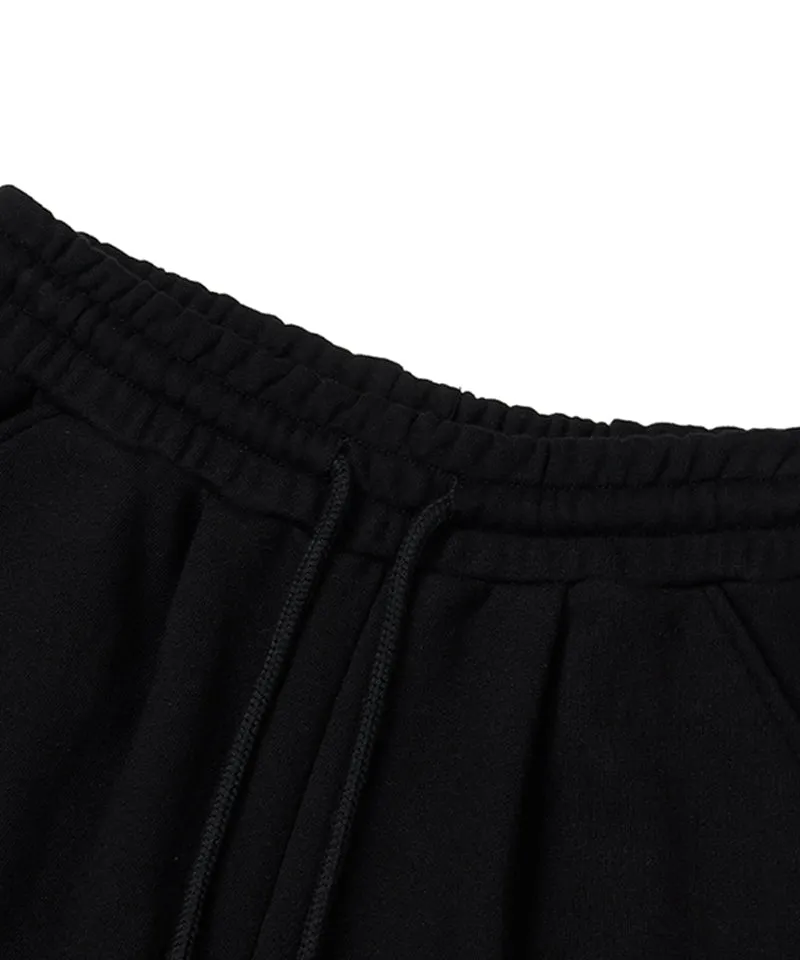 MACKY Golf: Delight Sweat Short Pants - Black