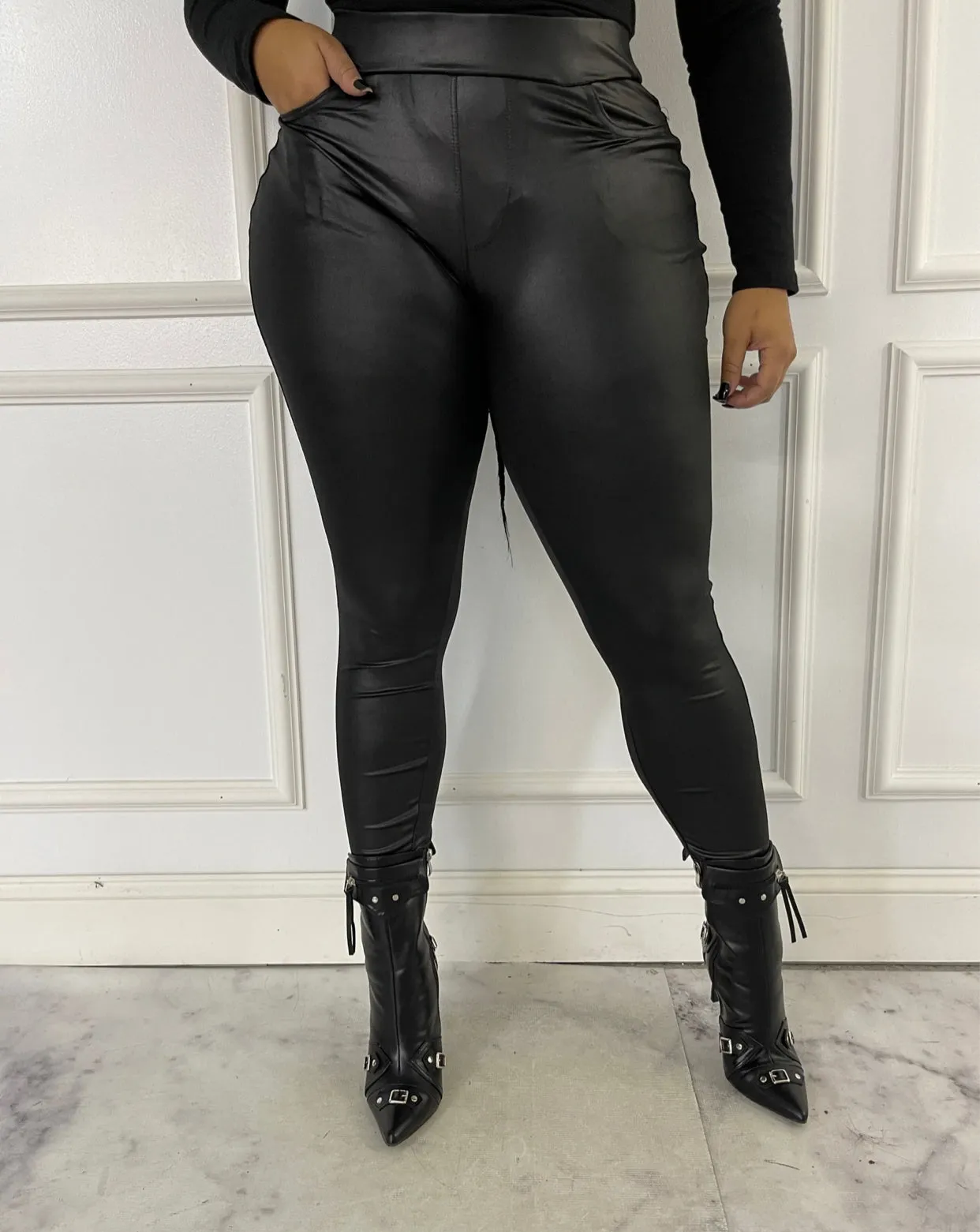 PU Leather Pocket Pants! Sizes to 3X