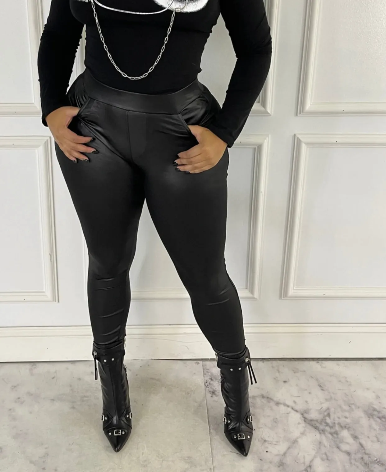 PU Leather Pocket Pants! Sizes to 3X