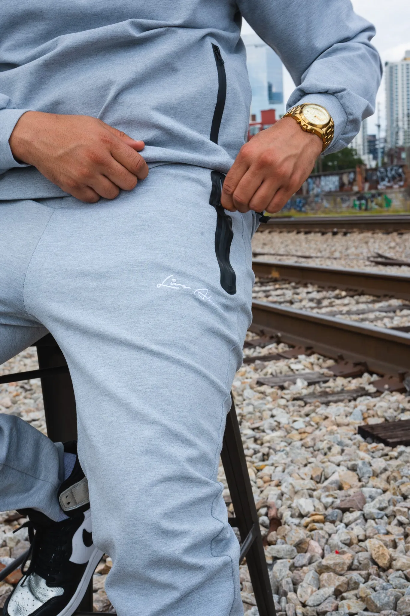 Tech Fleece Joggers- Grey